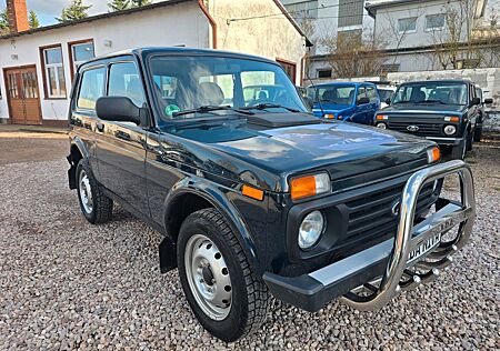 Lada Taiga Urban 4x4*AHK*TÜV Neu*2 Hand*