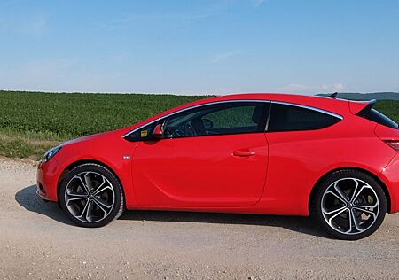 Opel Astra GTC 1.6 V Turbo