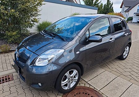 Toyota Yaris 1,33-l-Dual-VVT-i Multidrive S Life Life
