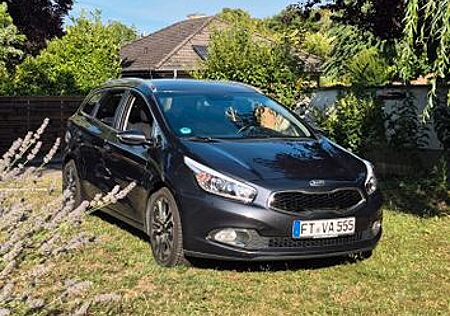 Kia Cee'd Sportswagon Ceed SW 1.6 CRDI * Reifen, TÜV & Kupplung Neu