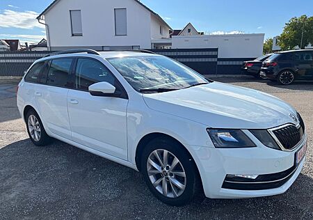 Skoda Octavia 1.6 TDI-LEDER-NAVI-ALU-1 HAND