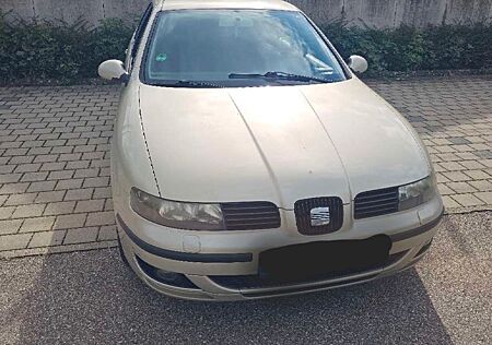 Seat Leon 1,6 16V Signo Signo