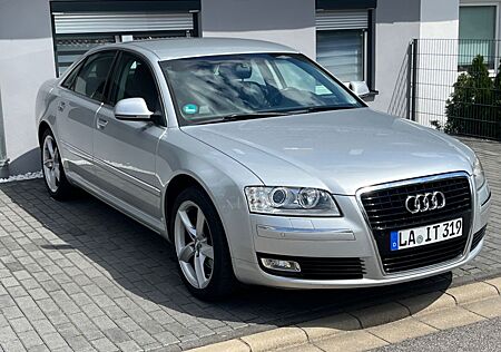 Audi A8 2.8 FSI e multitronic -