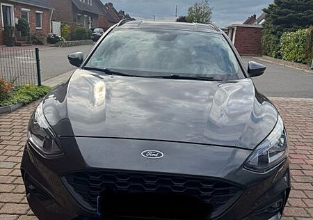 Ford Focus 1,5 EcoBoost 110kW Active Turnier Auto...
