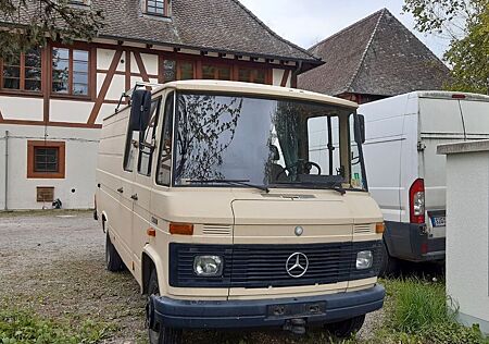 Mercedes-Benz T-Klasse T2 407d