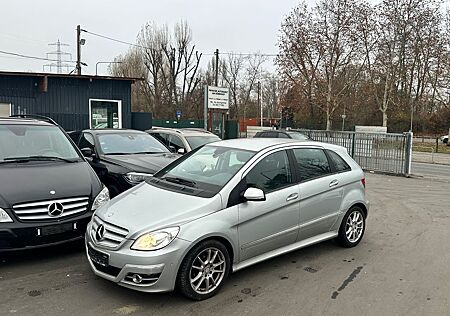 Mercedes-Benz B 180 AUTOMATIK/TÜV NEU/PDC/KLIMA/SHZ/TEMPOMAT/