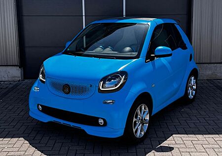 Smart ForTwo cabrio 0.9 66kW BRABUS Edition 1Of200 Blu