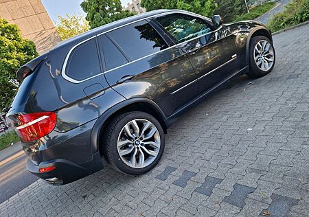 BMW X5 xDrive30d Edition 10 Jahre Edition 10 ...