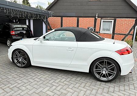 Audi TT Roadster 2.0 TFSI - Sommerfahrzeug