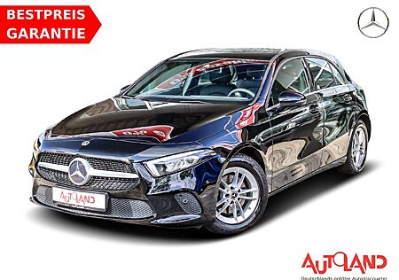 Mercedes-Benz A 200 A200 Style Automatik LED Navi Sitzheizung AHK