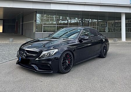 Mercedes-Benz C 63 AMG gebraucht kaufen Mercedes-Benz C 63 AMG Mercedes-AMG C 63 S Mercedes-AMG S