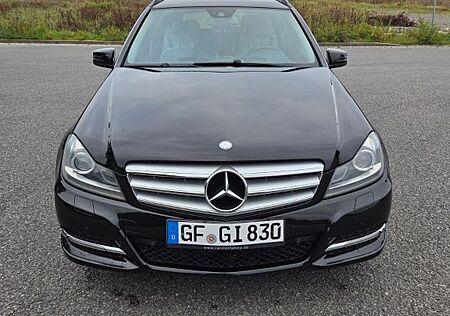 Mercedes-Benz C 220 CDI T -