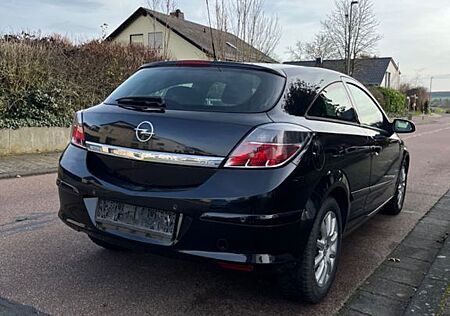 Opel Astra GTC 1.4