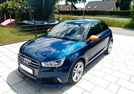 Audi S1 2.0 TFSI quattro -