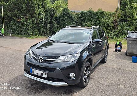 Toyota RAV 4 2,2-l-D-4D 4x4 Edition Automatik Edition