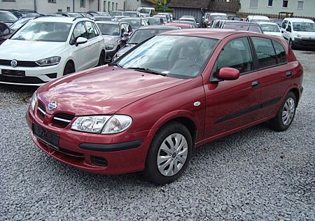 Nissan Almera Visia