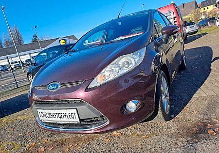 Ford Fiesta 1,25 60kW Titanium 1.Hand !