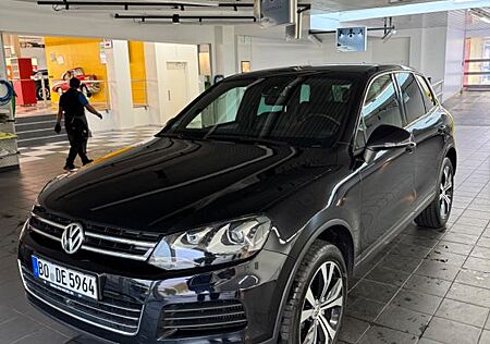 VW Touareg Volkswagen 3.0 V6 TDI 150kW Tiptr BlueMotion Te...