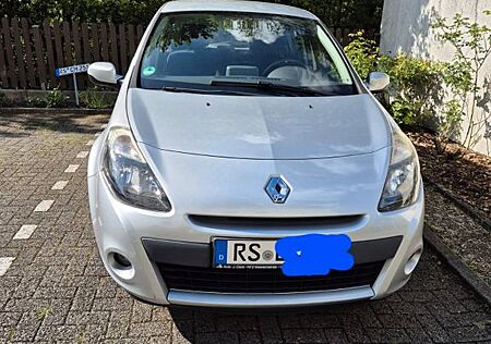 Renault Clio 1.2 16V 75