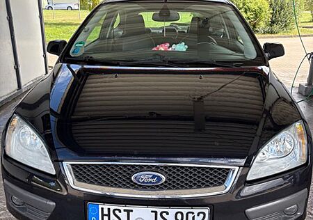 Ford Focus 1,6 Ambiente Ambiente