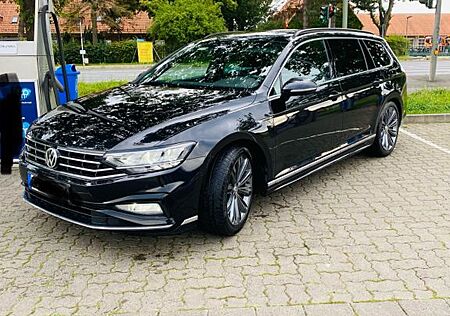 VW Passat Variant Volkswagen 2.0 TDI SCR 140kW DSG 4M Eleg...