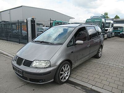 Seat Alhambra 1,9TDI 150 PS AHK TEMPOMAT 7Sitzer ALU