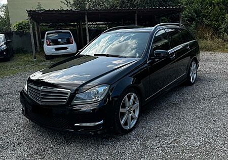 Mercedes-Benz C 220 CDI T AVANTGARDE Autom. AVANTGARDE