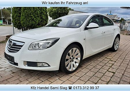 Opel Insignia A Lim. *LEDER-NAVI-ALU 19-XENON-EURO5*