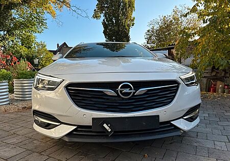 Opel Insignia 1.6 Diesel IntelliLux LED