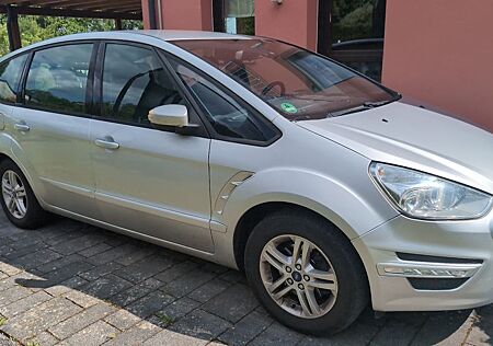 Ford S-Max *2. Hand* 2,0 163PS 7-Sitzer mit AHK