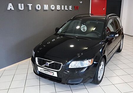 Volvo V50 Kombi 2.0 D Momentum,Klimaaut,Xen,Navi,2.Hd