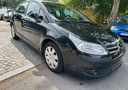 Citroën C4 1.4i 16V Advance