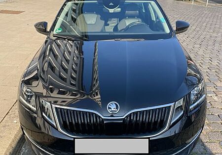Skoda Octavia 1.0 TSI DSG Style Combi Style