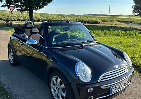 Mini Cooper Cabrio Automatik 8fach TÜV