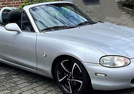 Mazda MX-5 1.6 16V -