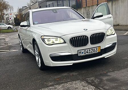 BMW 750i xDrive -