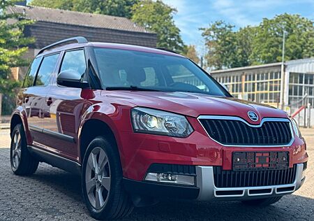 Skoda Yeti Elegance Outdoor Scheckheft Panno Navi
