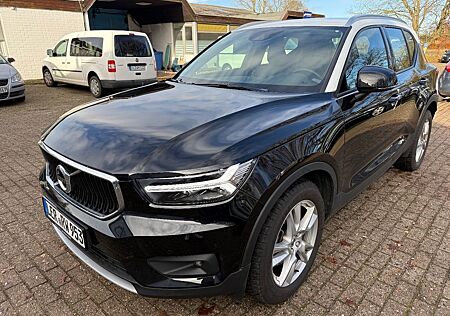 Volvo XC 40 XC40 Momentum Pro AWD Leder Kamera AHK LED Navi