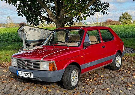 Fiat 127 Special mit 5-Gang