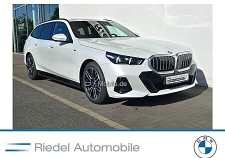 BMW 540d xDrive Touring M Sportpake*tStandhzg*AHK*