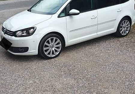 VW Touran Volkswagen 1.4 TSI 125 kW DSG Highline Highline
