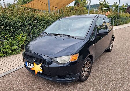 Mitsubishi Colt 1.3 Intense Automatik