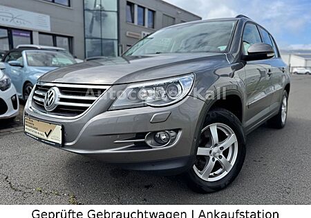 VW Tiguan Volkswagen Track & Field 4Motion PANO LEDER DSG AHK