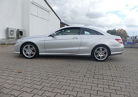 Mercedes-Benz E 350 COUPE CDI AMG*AUTOM*LEDER*NAVI*KAMERA*