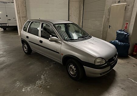 Opel Corsa B 1.2 16V TÜV KLIMA 4 Türer