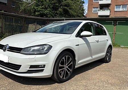VW Golf Volkswagen 7 TSI Lounge BlueMotion *Carplay*
