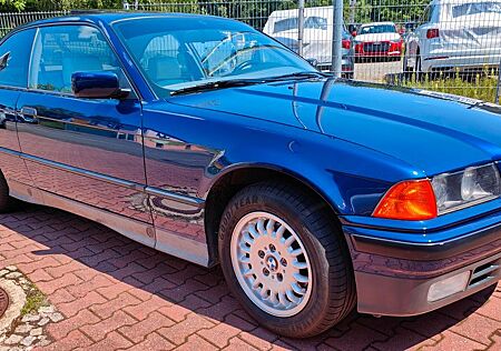 BMW 325i E36 Oldtimer