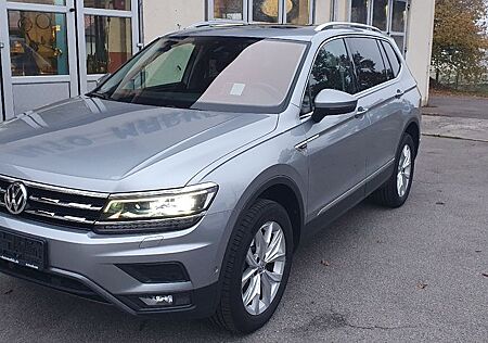 VW Tiguan Allspace Volkswagen TDI Highline 4M DSG Offroadpaket