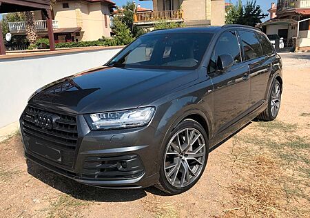 Audi Q7 50 TDI quattro tiptronic -
