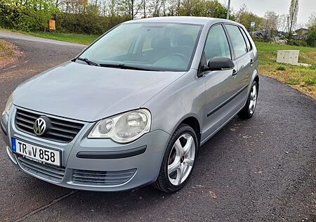 VW Polo Volkswagen 1.4 9N3 | 80 PS | 2. Hd | 89.940 km | 2009